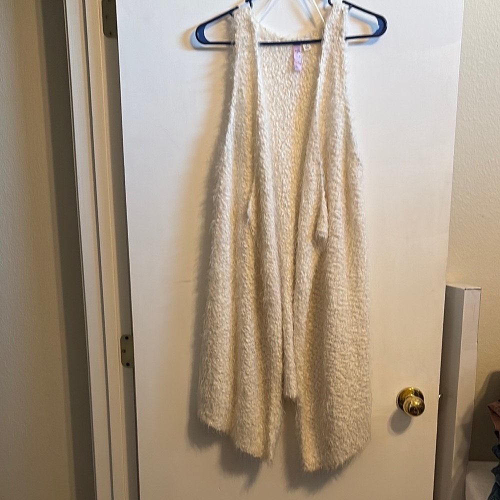 Cozy Cream Open-Front Fuzzy Sweater Vest